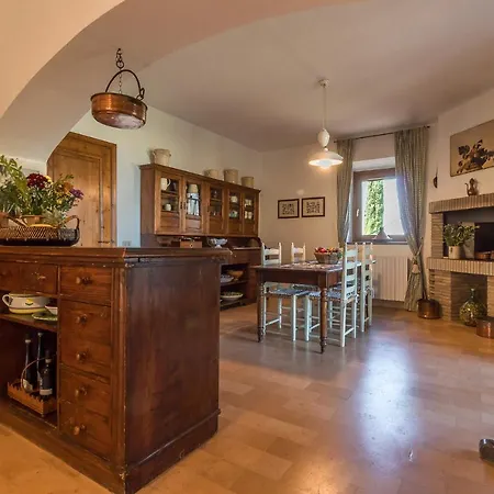 Stiacciarelle Sleeps 14 Pool Air Con Wifi Villa