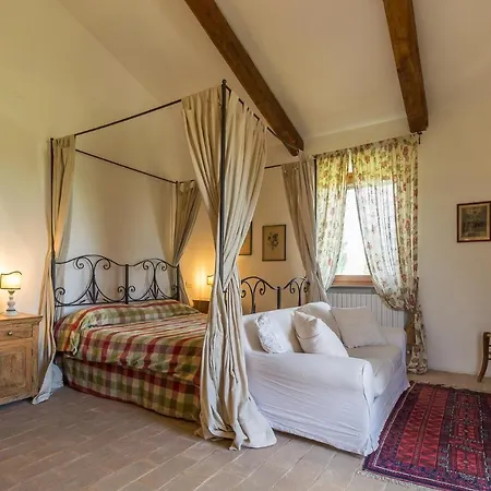 Stiacciarelle Sleeps 14 Pool Air Con Wifi